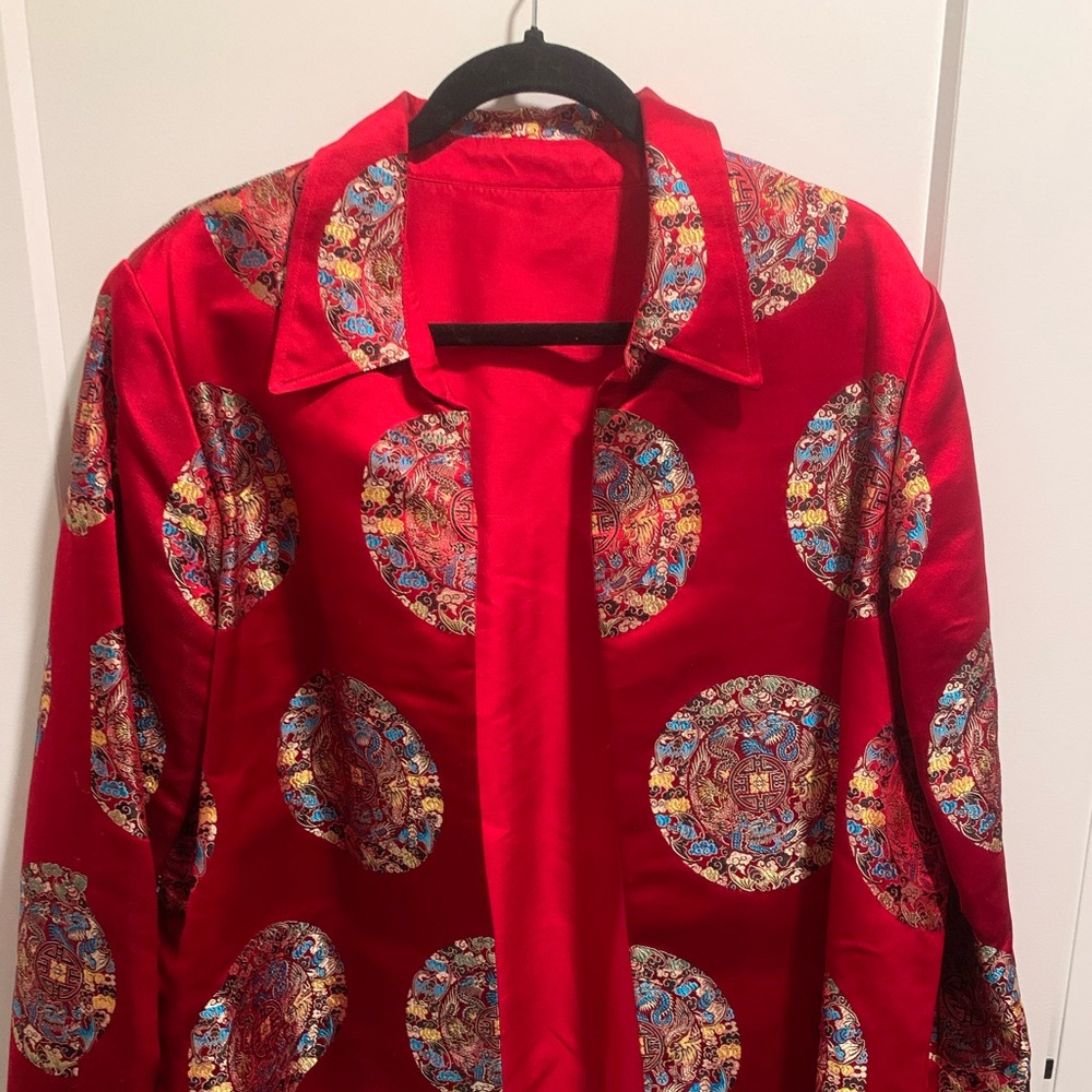 Vibrant Red Oriental Silk Jacket. worn once, PTP 22”, jacket is not sized.